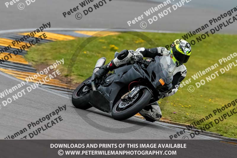 PJM Photography;anglesey no limits trackday;anglesey photographs;anglesey trackday photographs;enduro digital images;event digital images;eventdigitalimages;no limits trackdays;peter wileman photography;racing digital images;trac mon;trackday digital images;trackday photos;ty croes